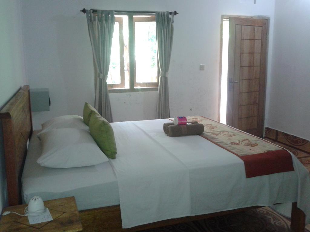 Putri Homestay Gili Meno Eksteriør bilde