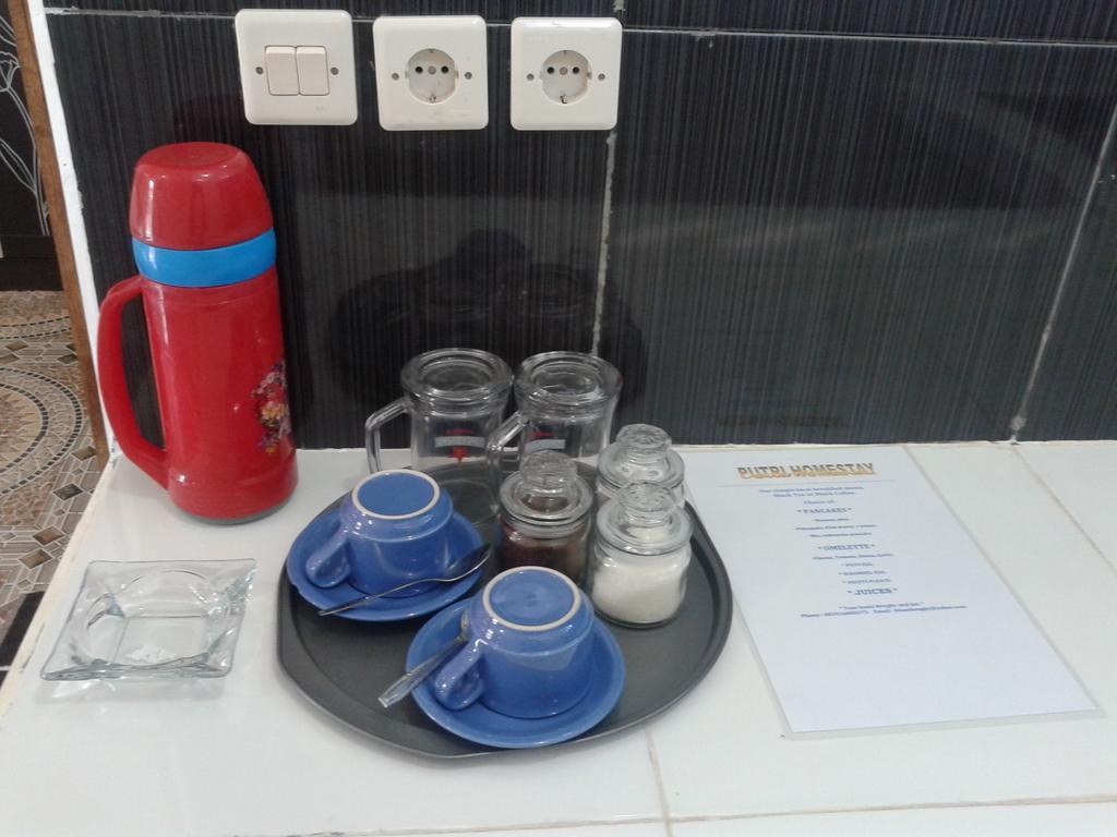 Putri Homestay Gili Meno Rom bilde
