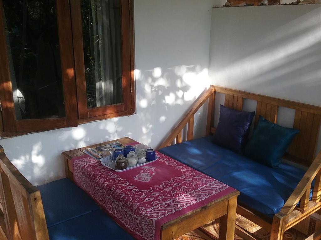 Putri Homestay Gili Meno Eksteriør bilde