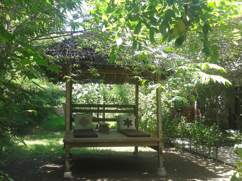 Putri Homestay Gili Meno Eksteriør bilde